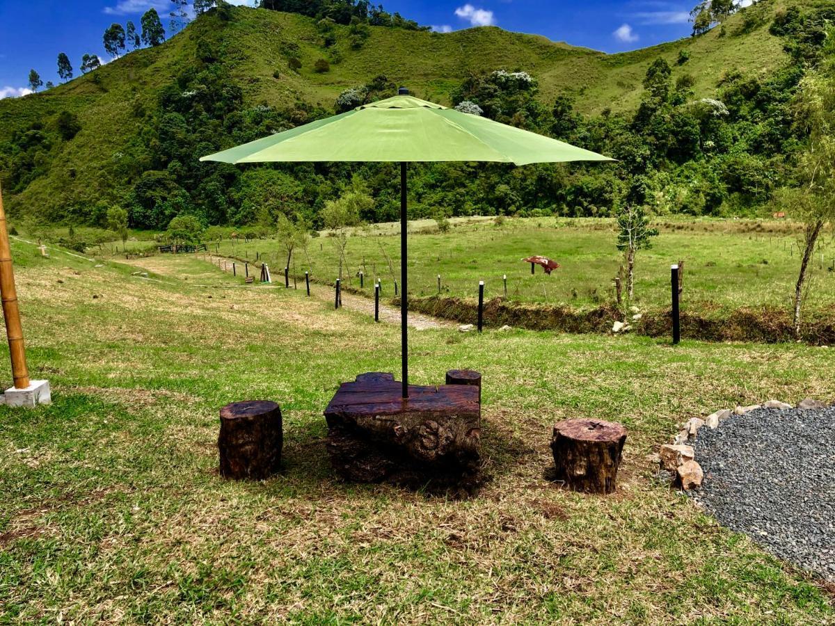 Glamping La Herradura Санта Роса де Кабал Екстериор снимка